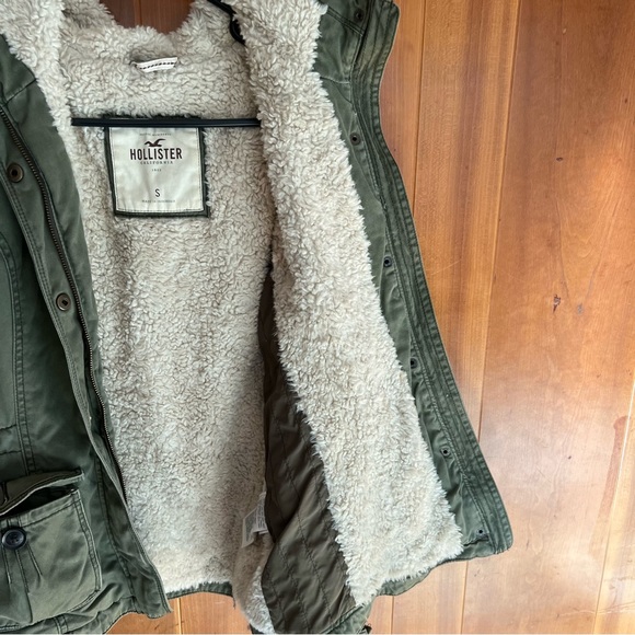 Utility Jacket - Picture 4 of 8